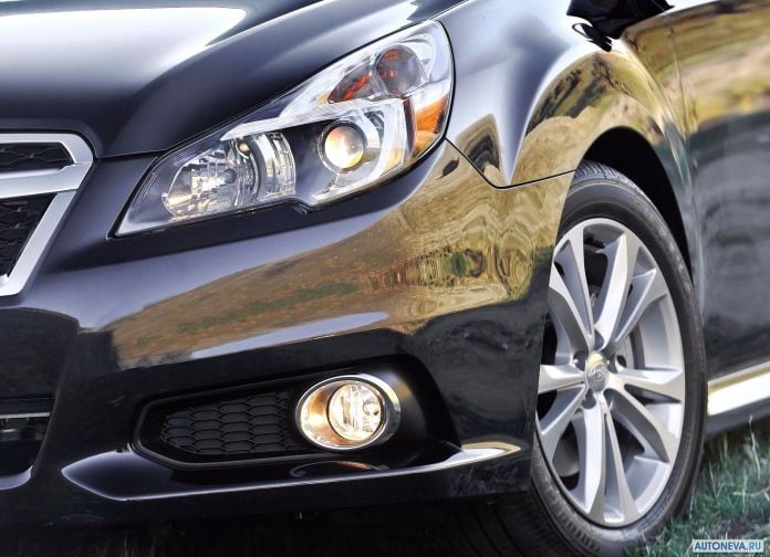 2013 Subaru Legacy - фотография 25 из 26