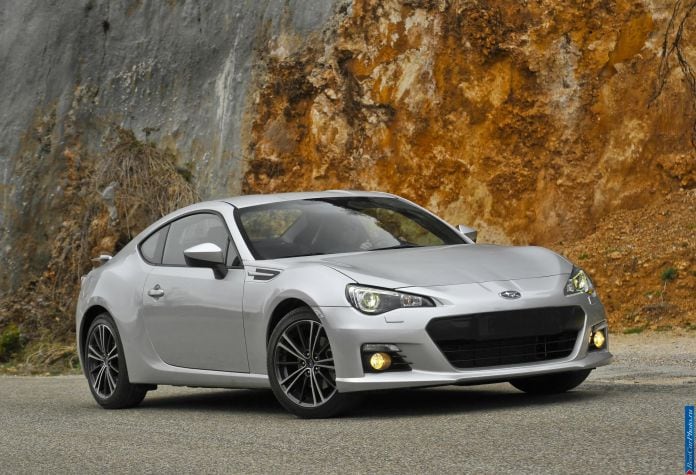 2014 Subaru BRZ - фотография 12 из 91