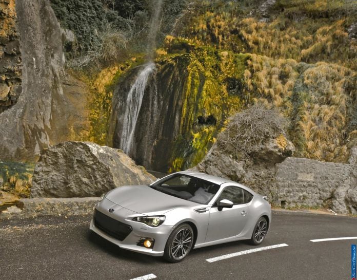 2014 Subaru BRZ - фотография 29 из 91 2014 Subaru BRZ - фотография 29 из 91