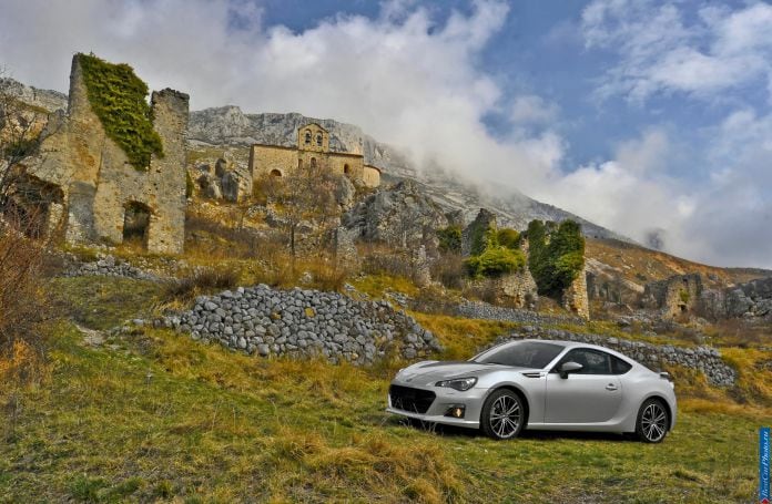 2014 Subaru BRZ - фотография 32 из 91 2014 Subaru BRZ - фотография 32 из 91