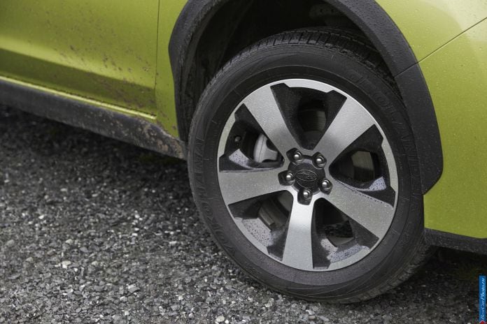 2014 Subaru XV Hybrid - фотография 12 из 13 2014 Subaru XV Hybrid - фотография 12 из 13