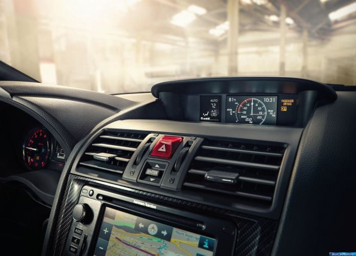 2015 Subaru WRX - фотография 22 из 25 2015 Subaru WRX - фотография 22 из 25