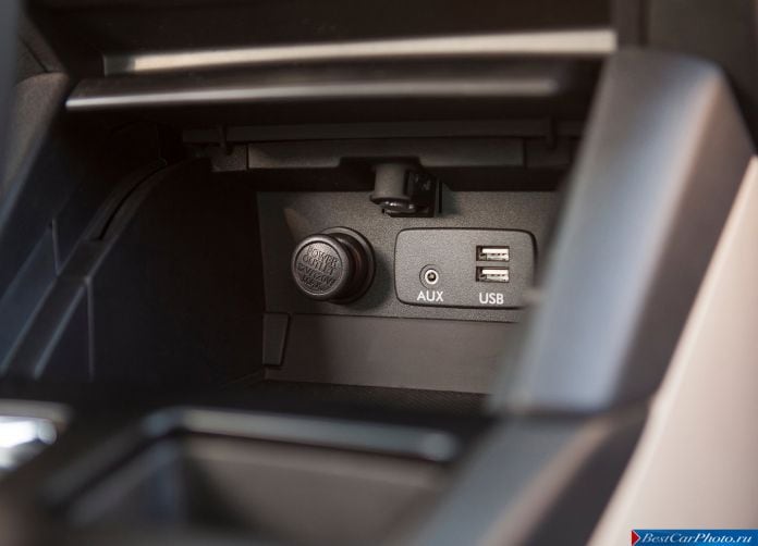 2015 Subaru Legacy - фотография 62 из 101