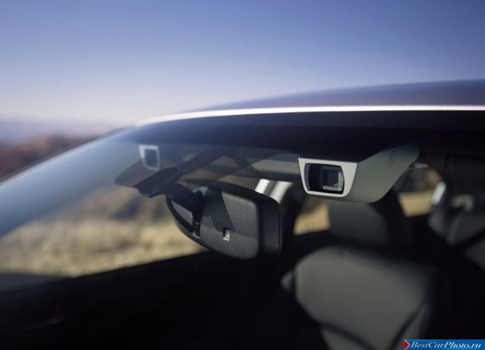 2015 Subaru Legacy - фотография 93 из 101