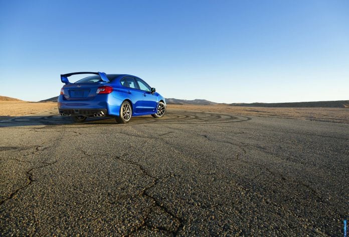 2015 Subaru WRX STI - фотография 7 из 21