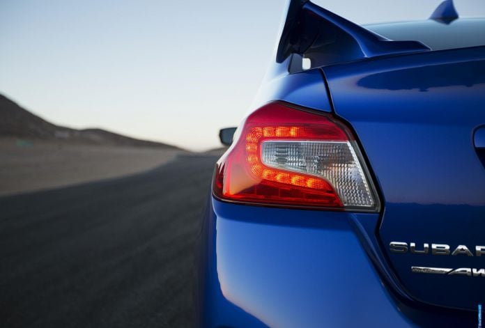 2015 Subaru WRX STI - фотография 12 из 21 2015 Subaru WRX STI - фотография 12 из 21