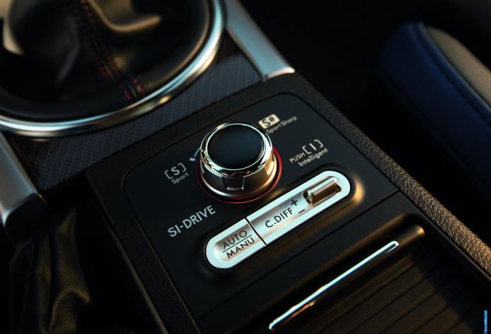 2015 Subaru WRX STI - фотография 18 из 21 2015 Subaru WRX STI - фотография 18 из 21