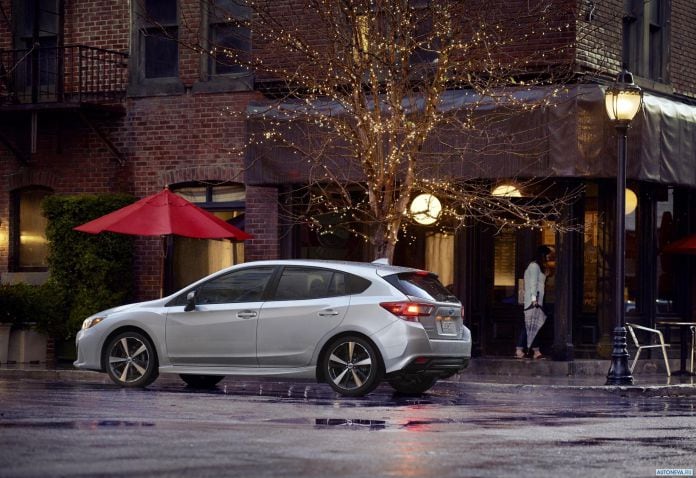2017 Subaru Impreza 5-door - фотография 3 из 13