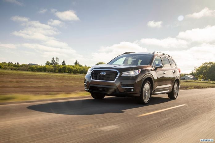 2019 Subaru Ascent Touring - фотография 3 из 17
