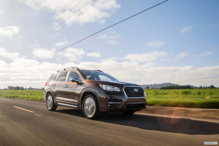 2019 Subaru Ascent Touring - фотография 7 из 17