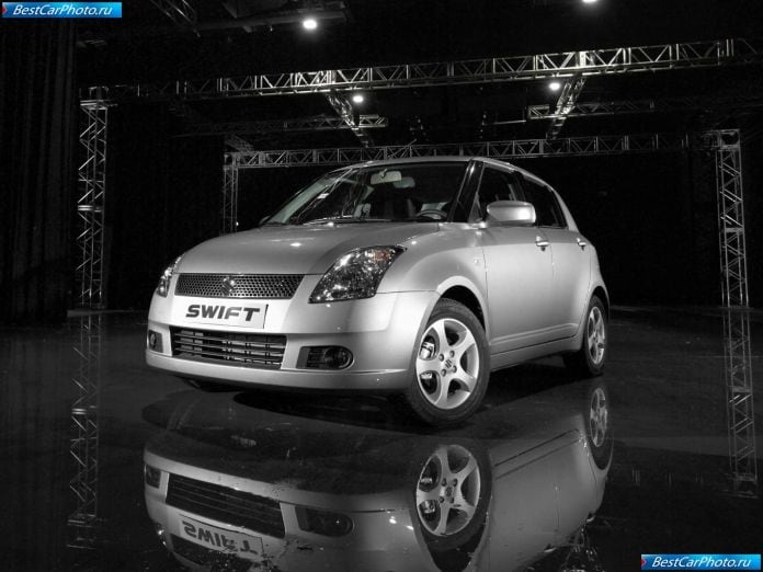 2005 Suzuki Swift - фотография 1 из 64