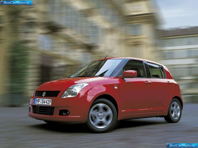 2005 Suzuki Swift - фотография 2 из 64