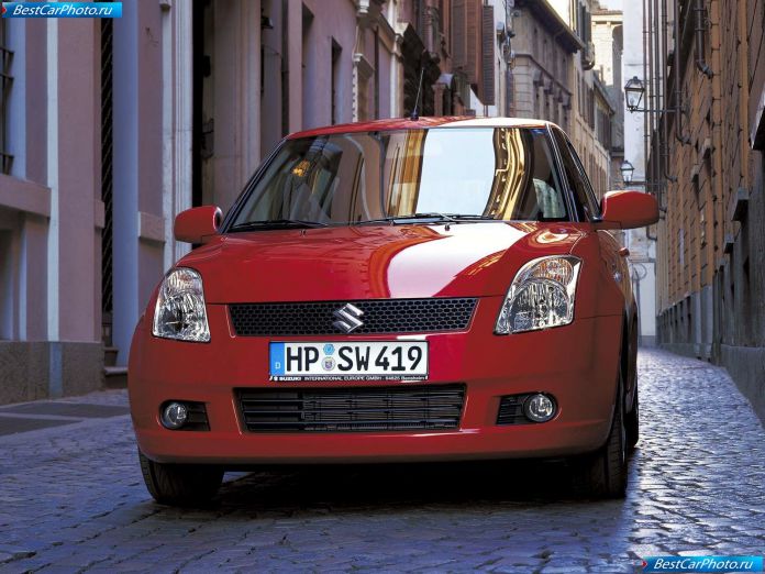 2005 Suzuki Swift - фотография 14 из 64