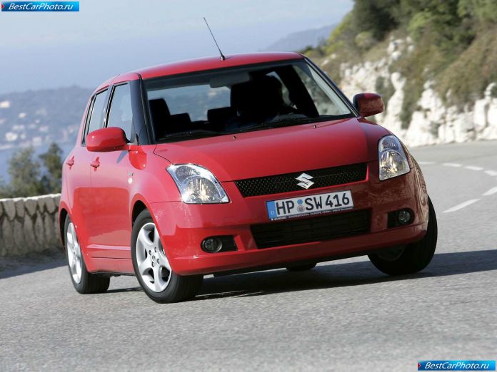2005 Suzuki Swift - фотография 19 из 64