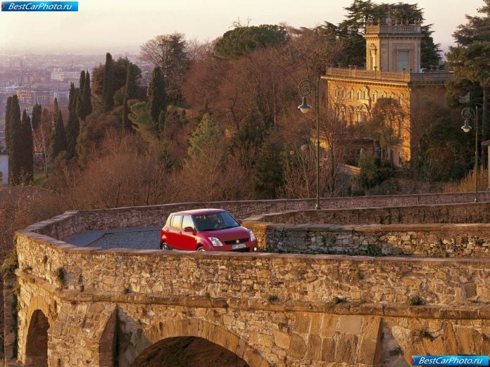 2005 Suzuki Swift - фотография 38 из 64