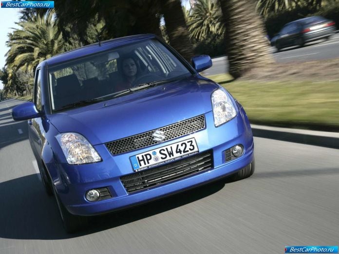2005 Suzuki Swift - фотография 43 из 64