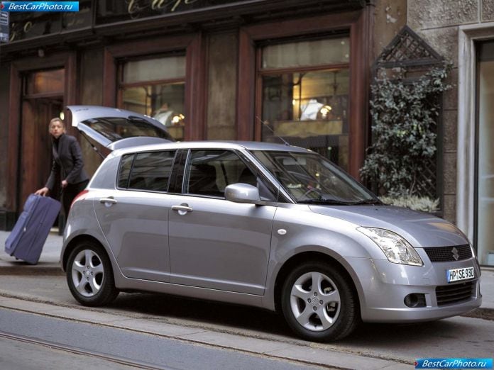 2005 Suzuki Swift - фотография 47 из 64