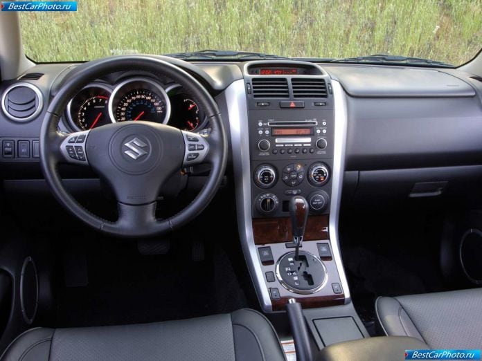 2006 Suzuki Grand Vitara V6 - фотография 9 из 22