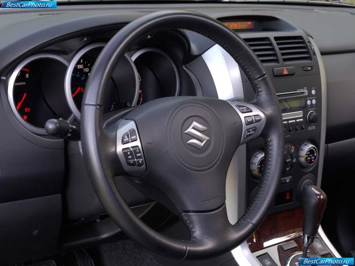 2006 Suzuki Grand Vitara V6 - фотография 11 из 22