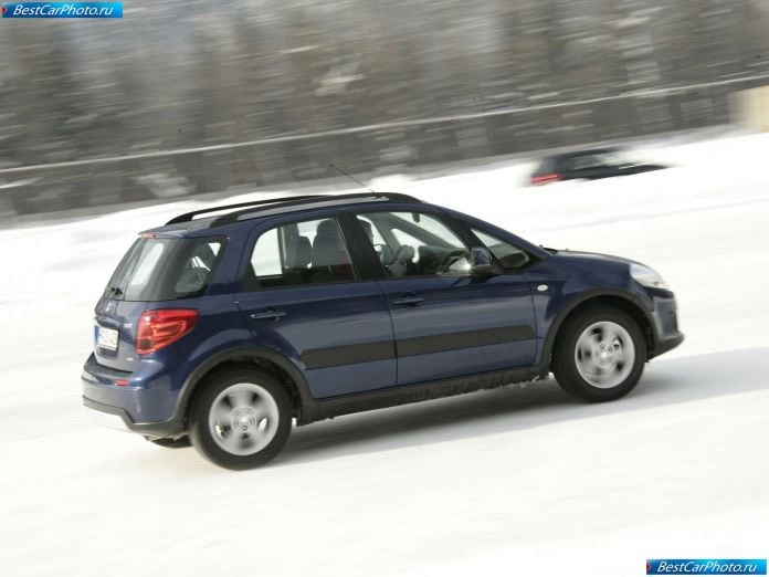 2007 Suzuki Sx4 - фотография 12 из 17 2007 Suzuki Sx4 - фотография 12 из 17