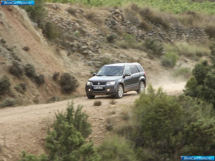 2009 Suzuki Grand Vitara - фотография 23 из 92