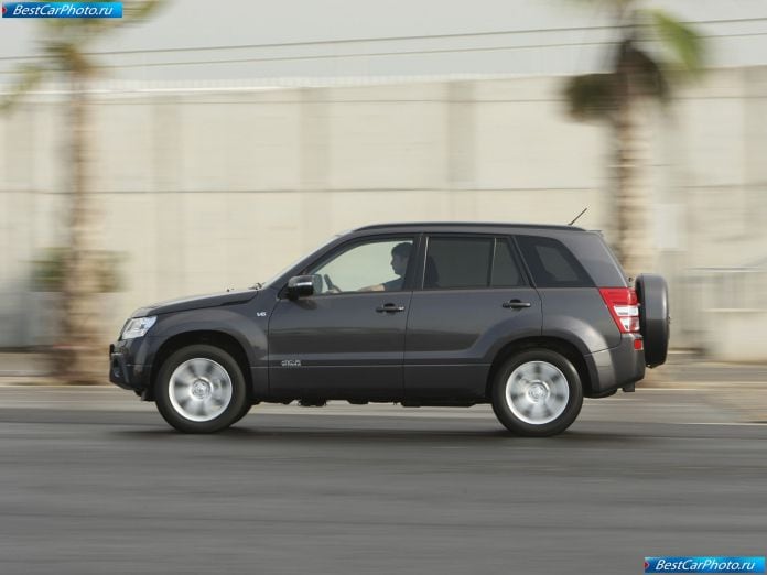 2009 Suzuki Grand Vitara - фотография 34 из 92