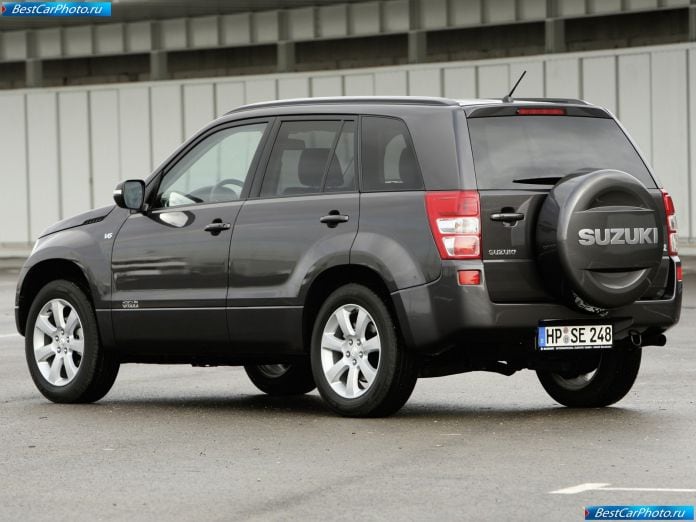 2009 Suzuki Grand Vitara - фотография 39 из 92