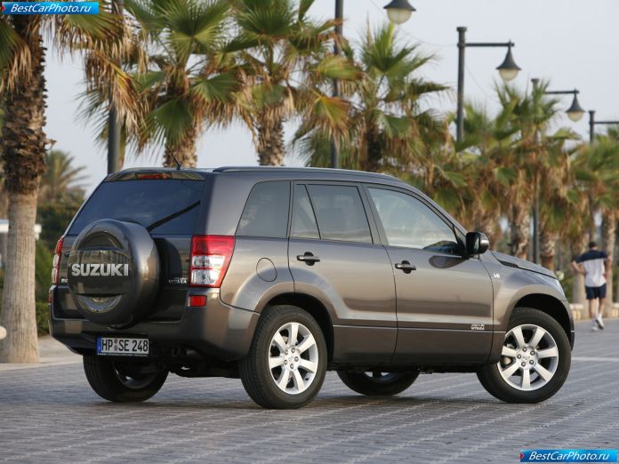 2009 Suzuki Grand Vitara - фотография 41 из 92
