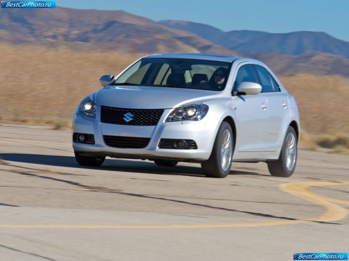 2010 Suzuki Kizashi - фотография 14 из 83