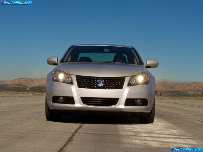 2010 Suzuki Kizashi - фотография 29 из 83
