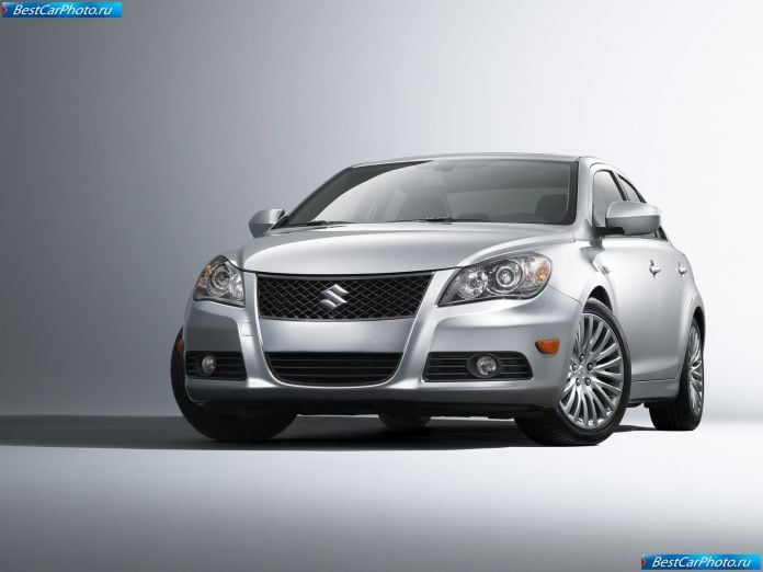 2010 Suzuki Kizashi - фотография 30 из 83