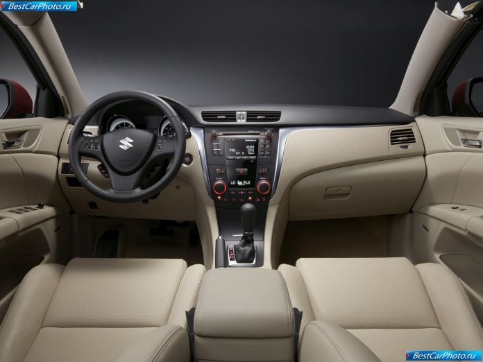 2010 Suzuki Kizashi - фотография 44 из 83