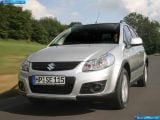 suzuki_2010-sx4_1600x1200_010.jpg