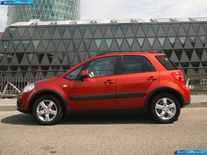 2010 Suzuki Sx4 - фотография 22 из 66 2010 Suzuki Sx4 - фотография 22 из 66