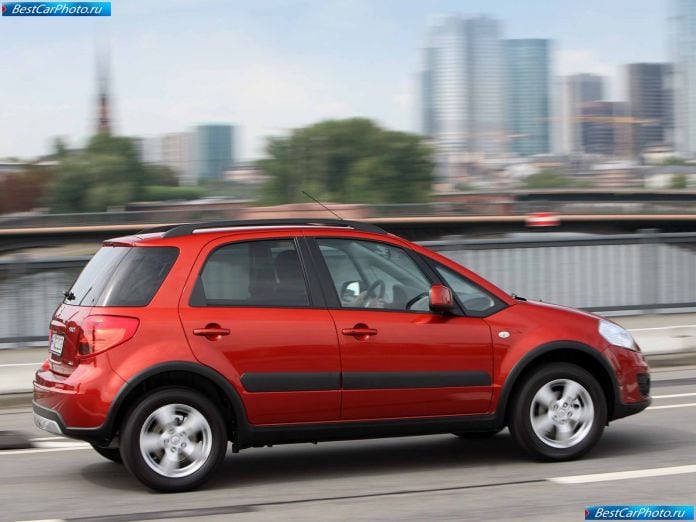 2010 Suzuki Sx4 - фотография 36 из 66