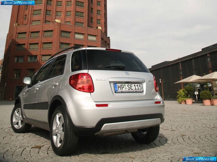 2010 Suzuki Sx4 - фотография 37 из 66 2010 Suzuki Sx4 - фотография 37 из 66
