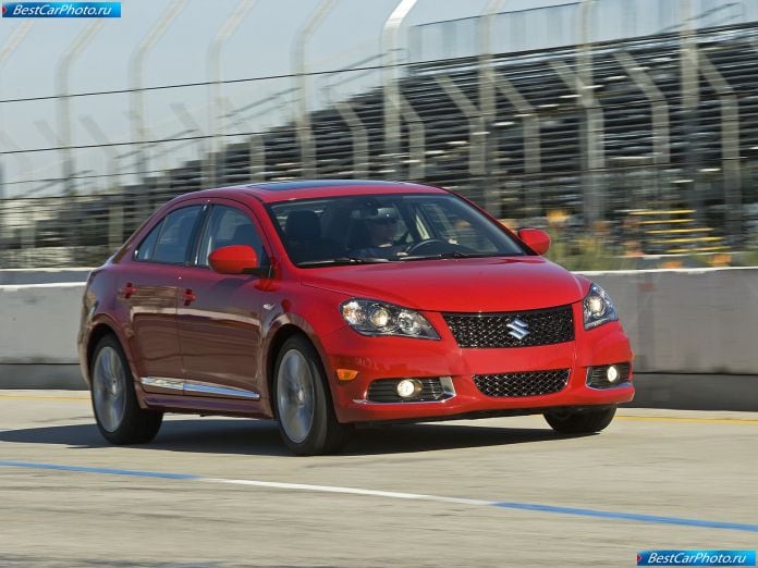 2011 Suzuki Kizashi Sport - фотография 8 из 63