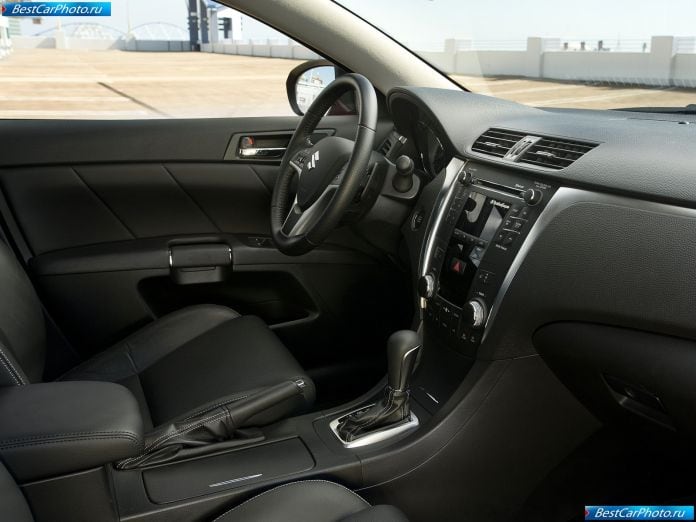 2011 Suzuki Kizashi Sport - фотография 51 из 63