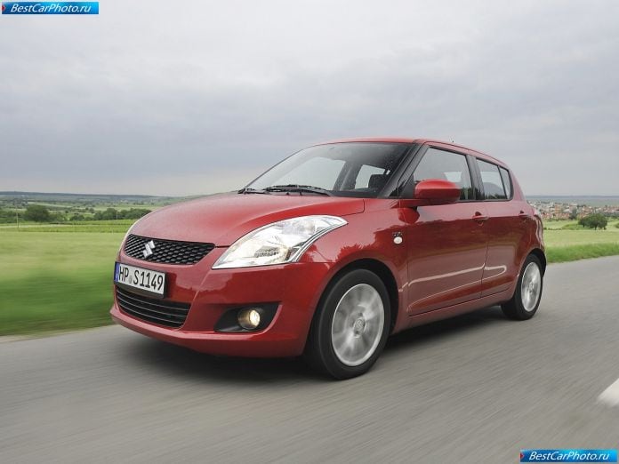 2011 Suzuki Swift - фотография 17 из 49 2011 Suzuki Swift - фотография 17 из 49