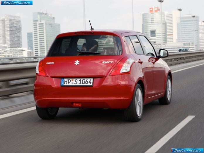 2011 Suzuki Swift - фотография 29 из 49