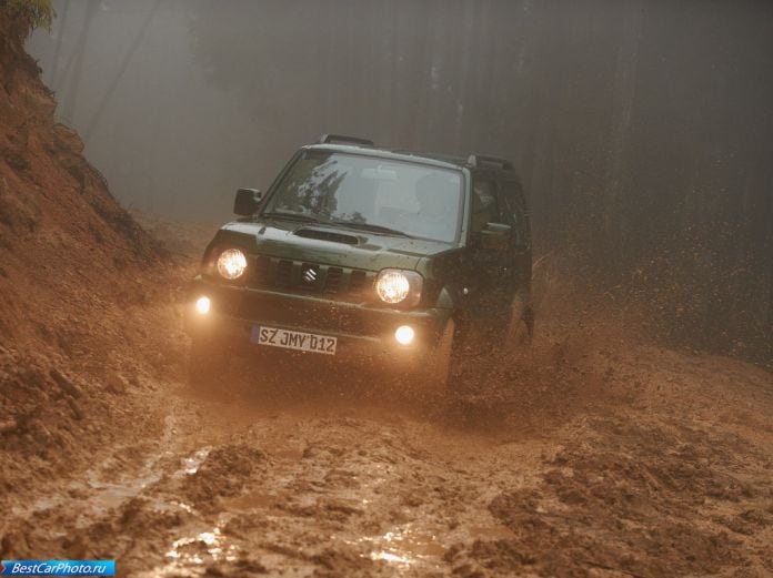 2012 Suzuki Jimny - фотография 6 из 27