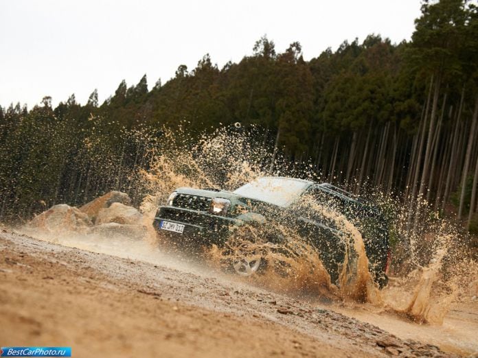 2012 Suzuki Jimny - фотография 9 из 27 2012 Suzuki Jimny - фотография 9 из 27