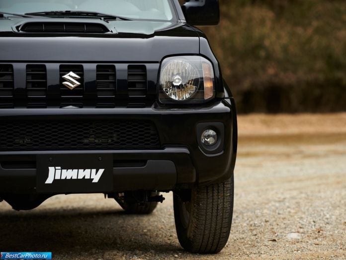 2012 Suzuki Jimny - фотография 14 из 27