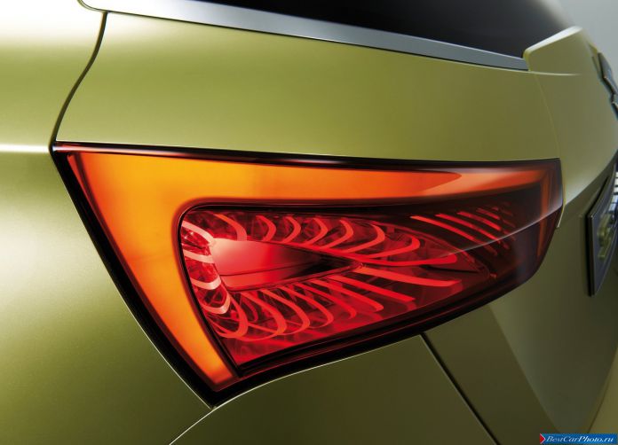2012 Suzuki S-Cross Concept - фотография 11 из 19