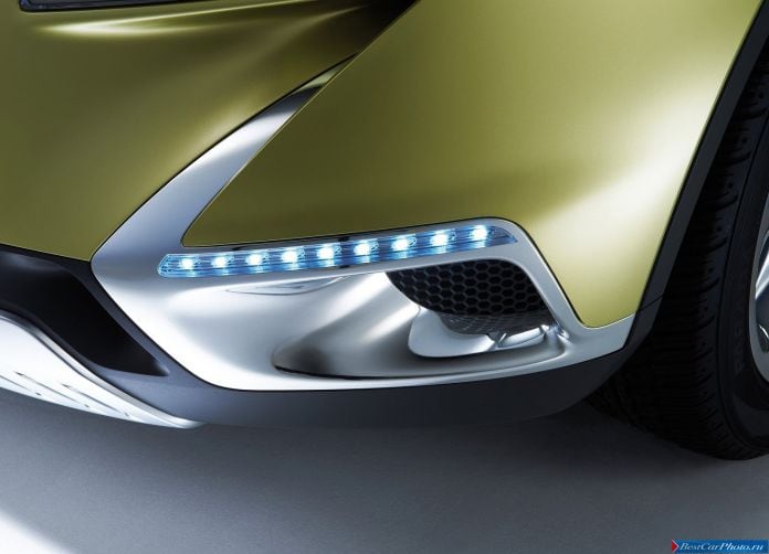 2012 Suzuki S-Cross Concept - фотография 17 из 19
