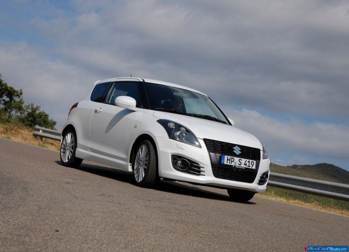 2012 Suzuki Swift Sport - фотография 17 из 93