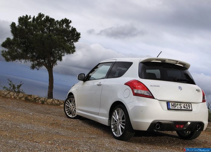 2012 Suzuki Swift Sport - фотография 46 из 93 2012 Suzuki Swift Sport - фотография 46 из 93