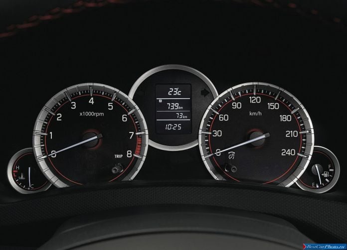 2012 Suzuki Swift Sport - фотография 71 из 93