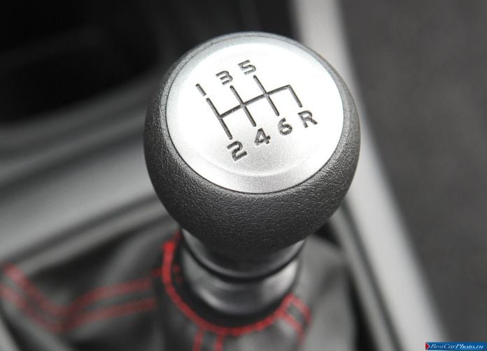 2012 Suzuki Swift Sport - фотография 75 из 93