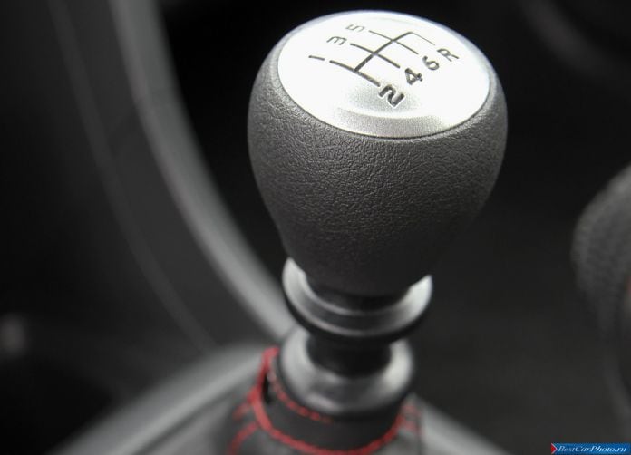 2012 Suzuki Swift Sport - фотография 76 из 93